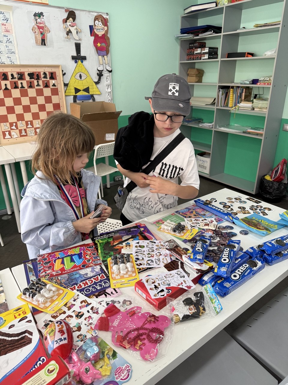 Стол с призами Гравити Фолз