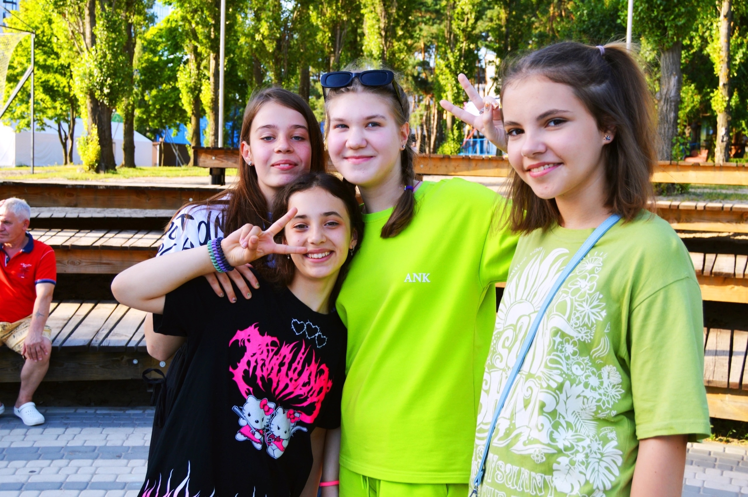 Групповое фото друзей